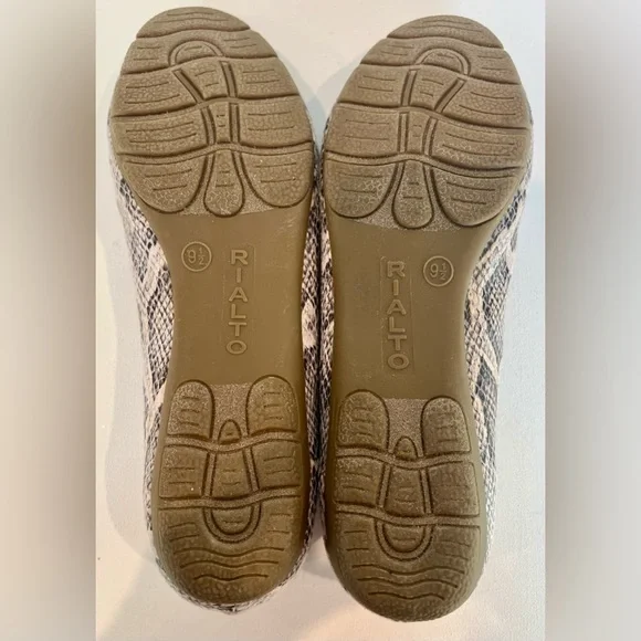 Rialto Women's Snake Print Leather Loafers with Gold Accent Size 9.5 - Picture 6 of 7